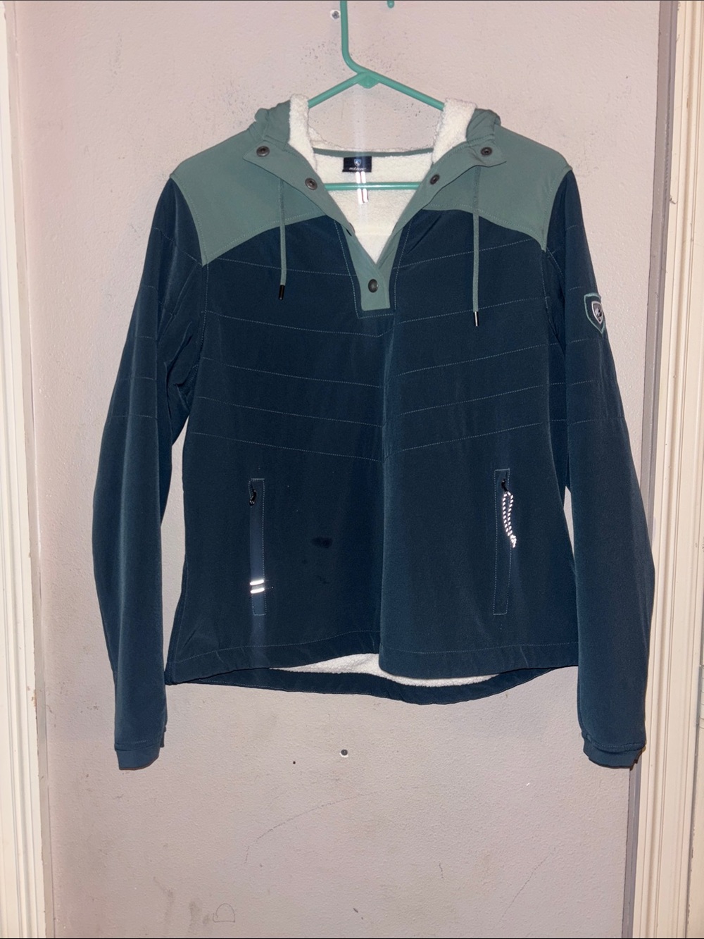 Kuhl Two-Tone Hooded Jacket - Mint Green & Off-White